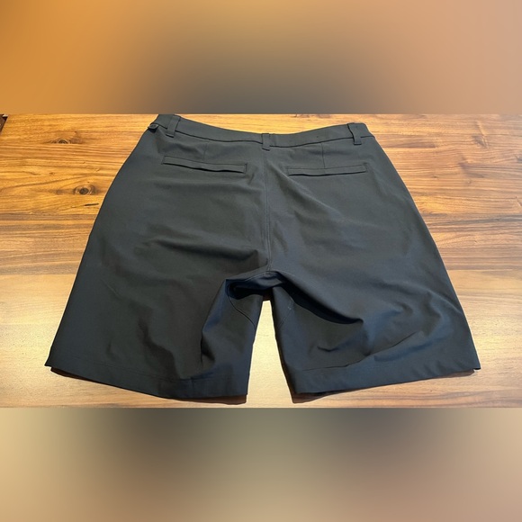 Lululemon Commission shorts black 32 length 9” - Picture 4 of 6